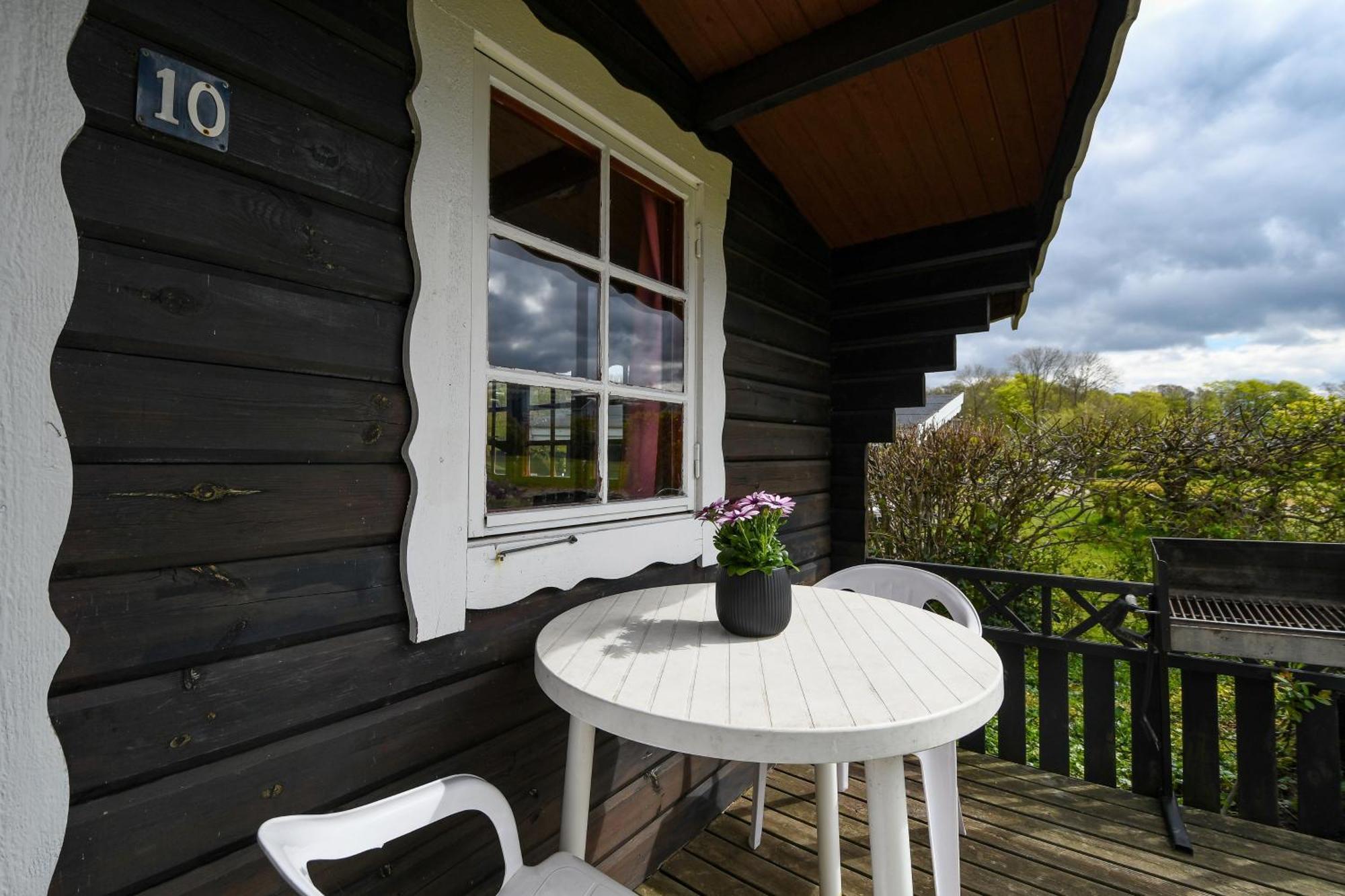 First Camp Skovlund Camping & Cottages Båring Eksteriør bilde